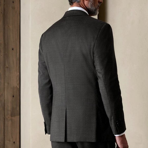 Banana Republic | (NWT) Signature Italian Nailhead Suit Jacket in Gray | 46R - Picture 3 of 8